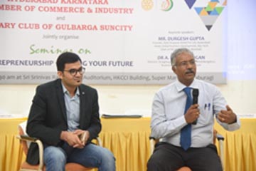Dr Balamurugan conducting Workshop on Entrepreneurship Owning the future, at Rotary Club of Suncity, Gulbarga